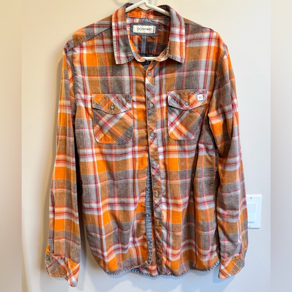 Departwest (Buckle branded)  Men’s Large Button Down shirt